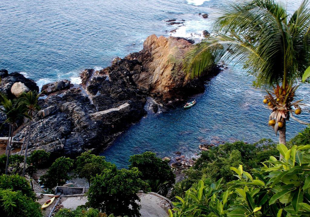 Cocos Camp Hotel อากาปุลโก ภายนอก รูปภาพ
